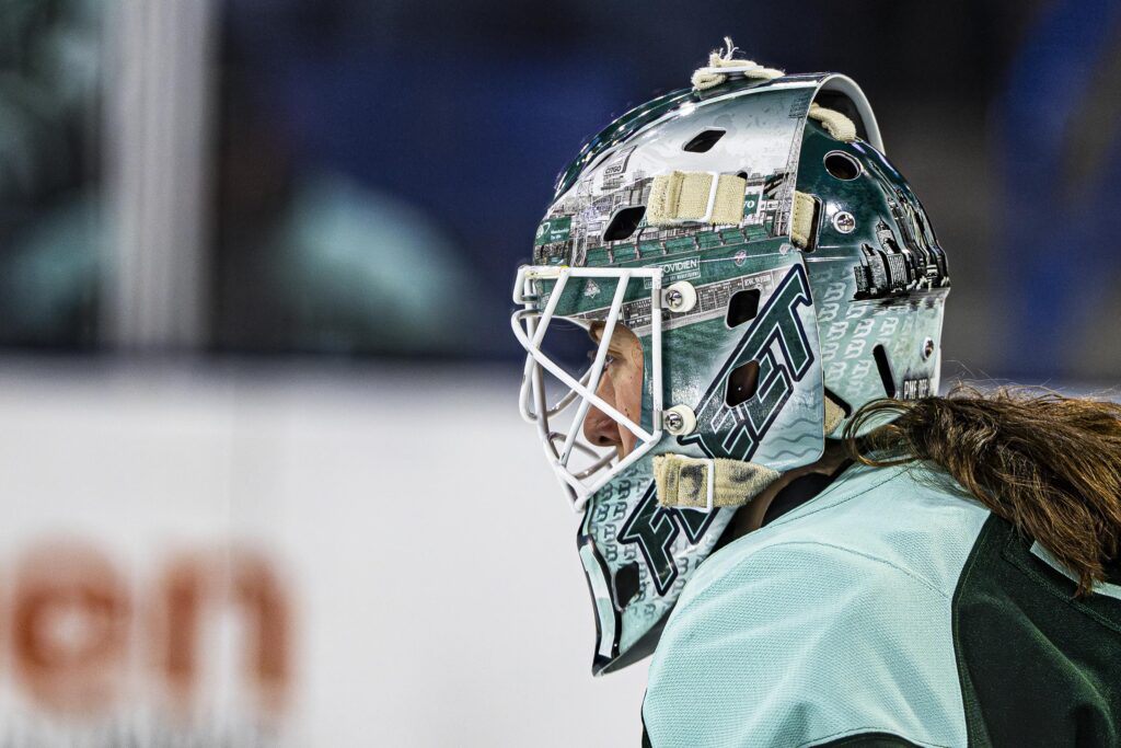 Professional sports medicine support for Boston Fleet hockey players